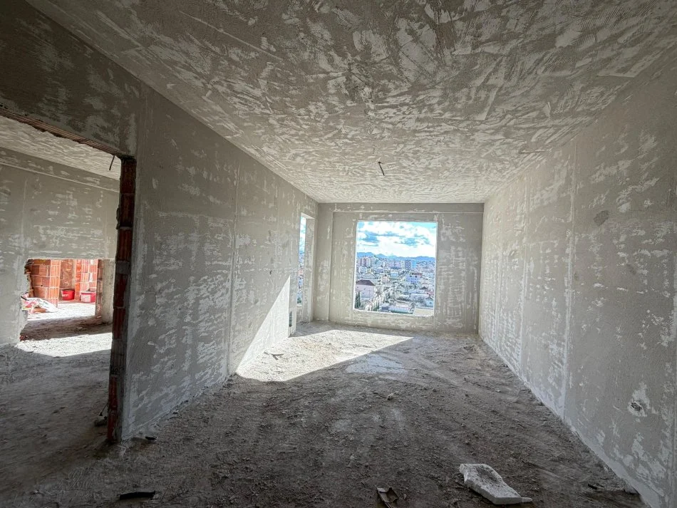 Tirane, shitet apartament 1+1+Ballkon Kati 8, 67 m² 53.700 € (Rrethi Ullirit, Kamez)