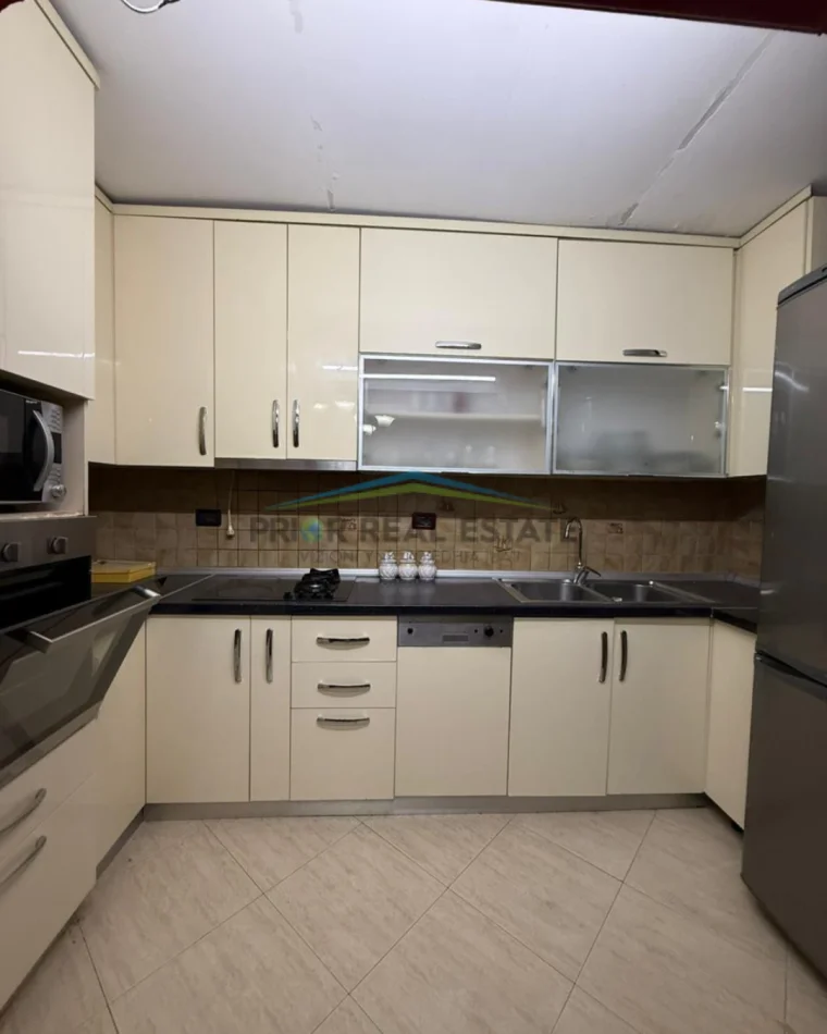Tirane, shitet apartament 3+1 Kati 0, 106 m² 249.000 €  Myslym Shyr