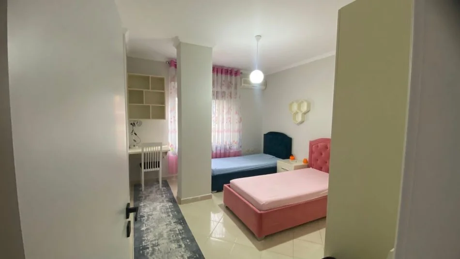 Shqiperi, jepet me qera apartament 2+1+Ballkon Kati 1, 100 m² 674.050.170 € (Eleonora)