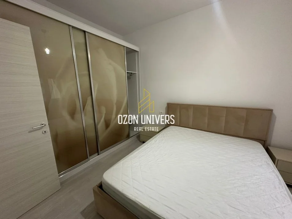 Tirane, jepet me qera apartament 2+1+Ballkon Kati 2, 95 m² 700 € (River Residence, Astir)