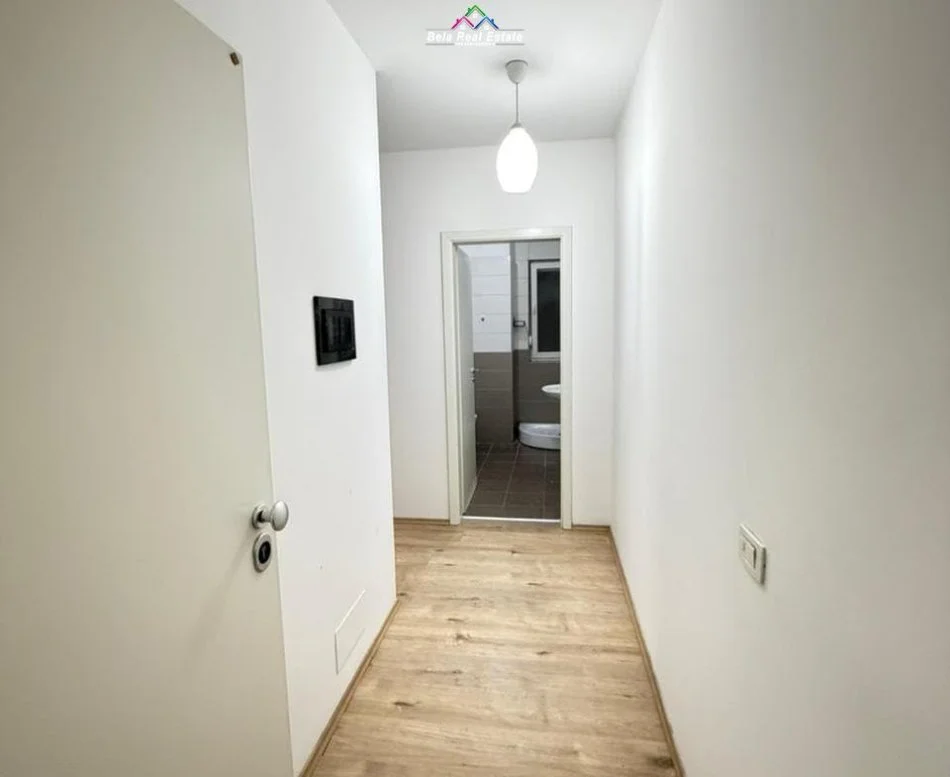 Tirane, jepet me qera apartament 1+1 Kati 2, 65 m² 570 € (Rruga Frosina Plaku)