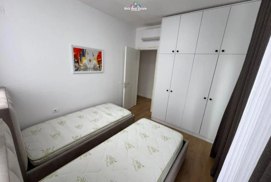 Tirane, jepet me qera apartament 2+1+Ballkon Kati 6, 100 m² 675 € (Rruga Jordan Misja)
