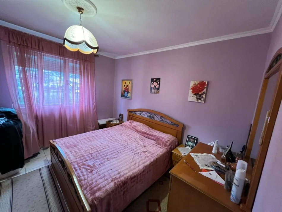 Tirane, jepet me qera apartament 3+1 Kati 4, 73 m² 128.000 € (Rruga Irfan Tomini)