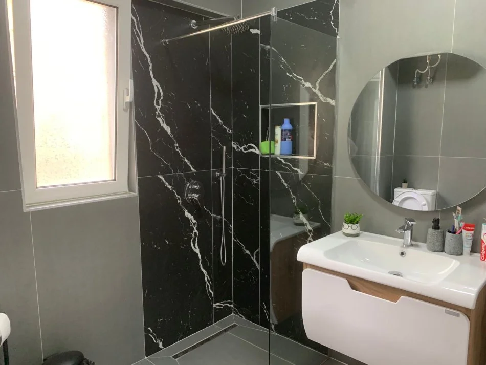 Tirane, jepet me qera apartament 2+1+Ballkon Kati 2, 82 m² 550 € (Kopshti Zoologjik)