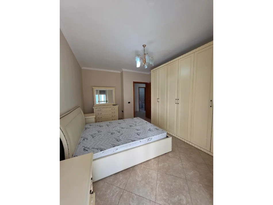 Tirane, shitet apartament 2+1 Kati 1, 109 m² 142.000 € (Unaza e re)