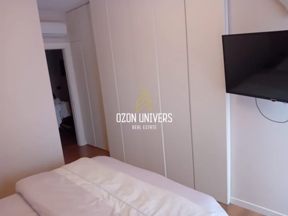 Tirane, jepet me qera apartament duplex Dublex Kati 4, 120 m² 1.100 € (5 Maji)