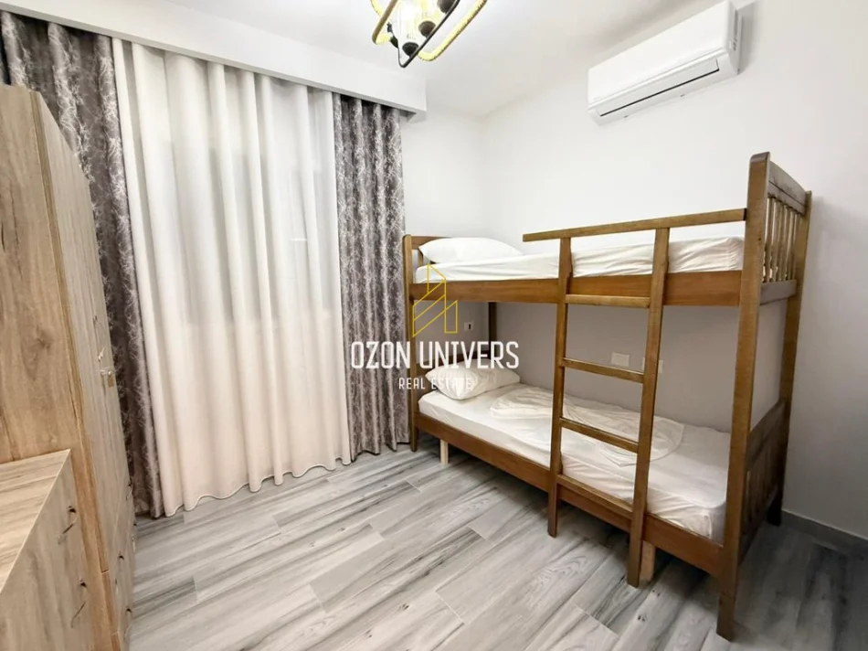 Tirane, jepet me qera apartament 2+1+Ballkon Kati 3, 92 m² 600 € (Fresk)