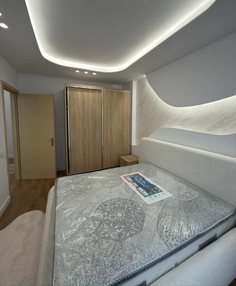 Tirane, shitet apartament 1+1 , 59 m² 125.000 € 