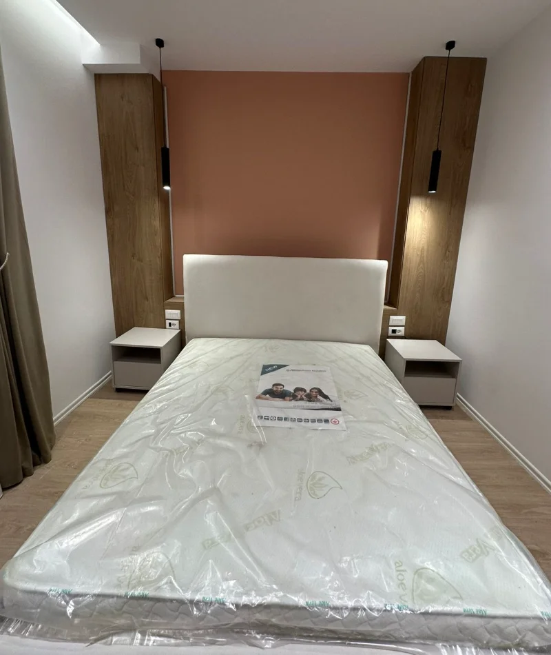 Tirane, jepet me qera apartament 1+1 , 70 m² 600 € 