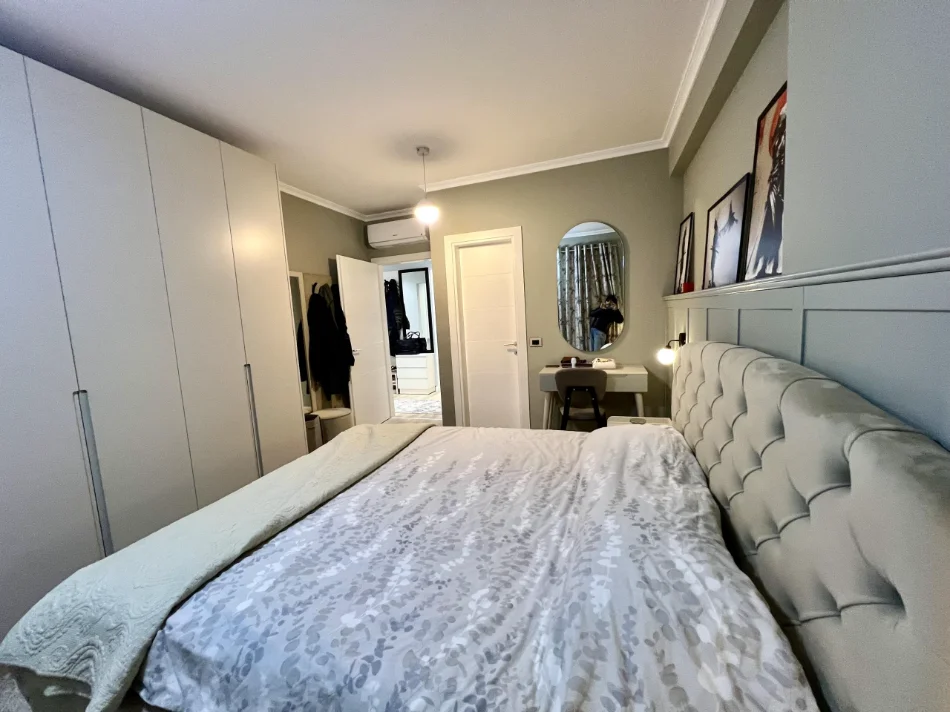 Tirane, shitet apartament 2+1 Kati 7, 100 m² 210.000 € (5 maji)