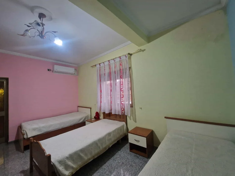 Tirane, jepet me qera apartament 2+1 Kati 1, 100 m² 500 € (21 dhjetori)