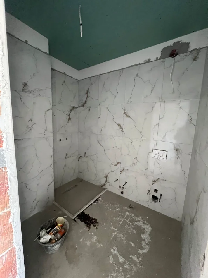 Tirane, shitet apartament 2+1 , 105 m² 158.000 € 