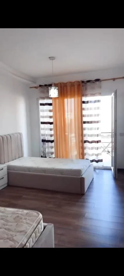 Tirane, jepet me qera apartament 2+1 , 75 m² 500 € (Astir)