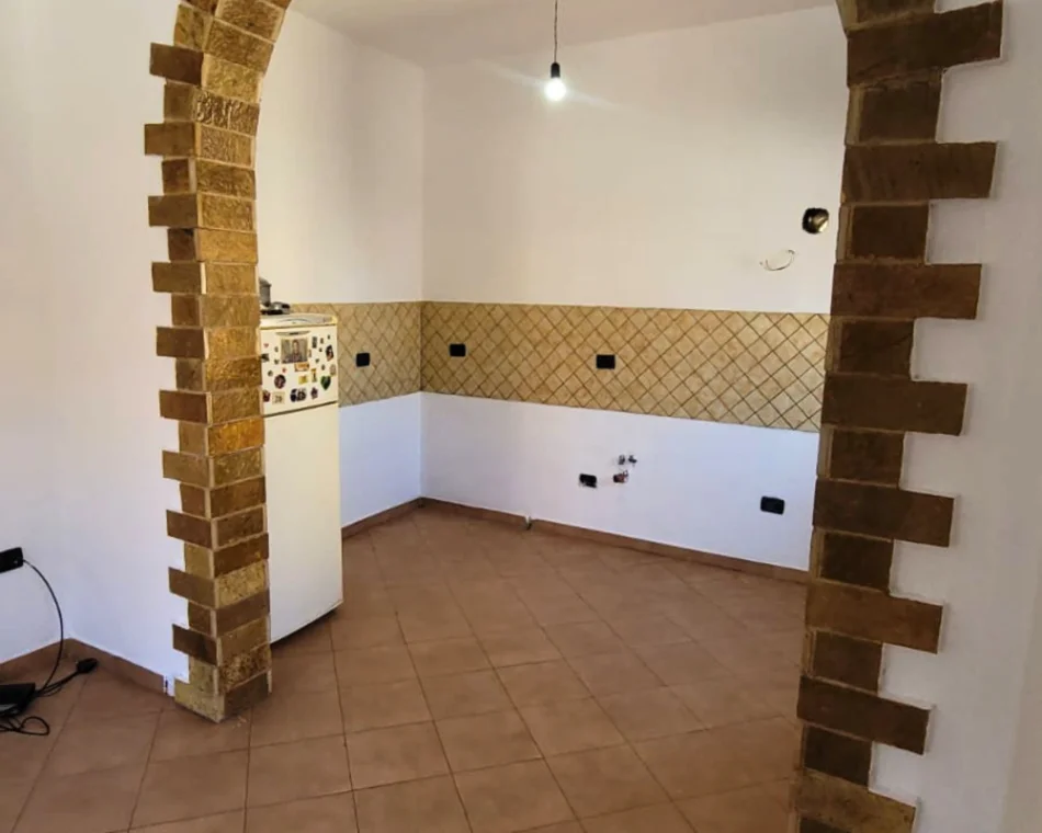 Kavaje, shitet apartament 2+1+Aneks+Ballkon Kati 3, 194 m² 250.000 € 