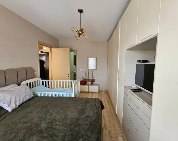 Tirane, shitet apartament , 99 m² 223.000 € 