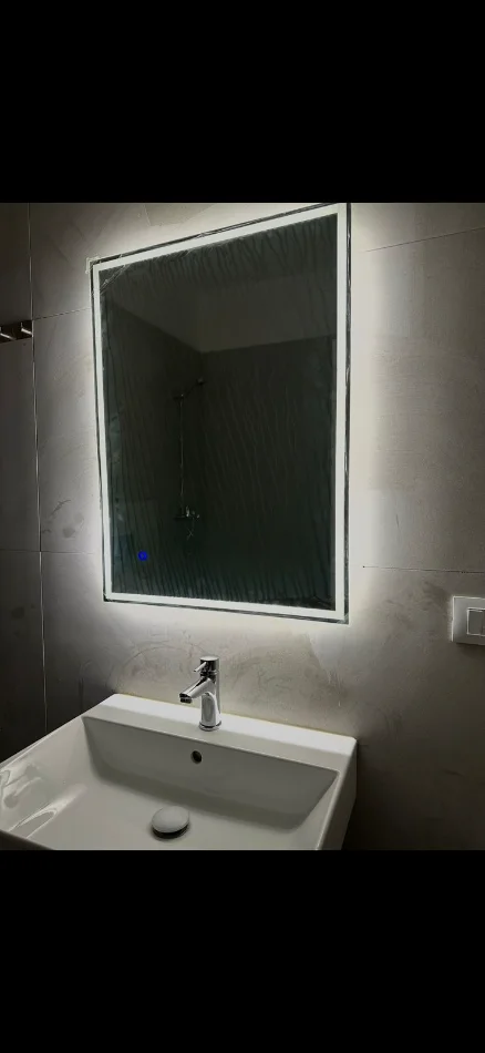 Tirane, jepet me qera apartament 2+1 , 104 m² 500 € (5 Maji)