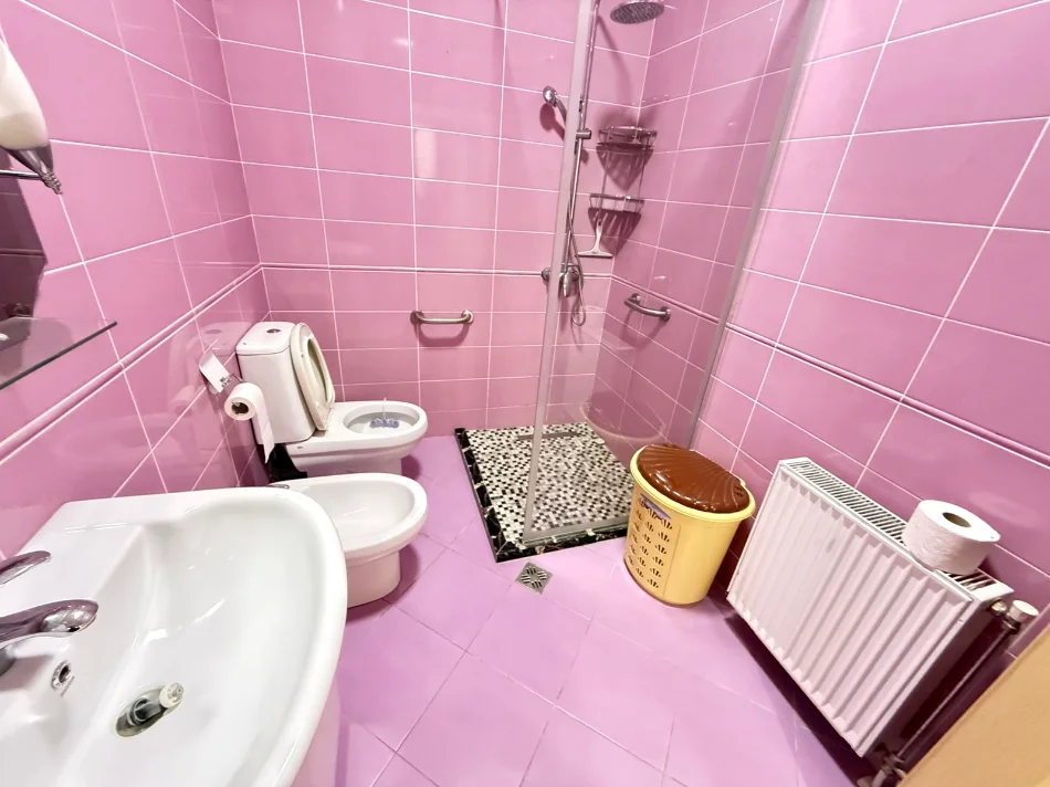 Tirane, shes apartament 1+1 Kati 2, 72 m² 220.000 € (Rruga Tish Dahia)