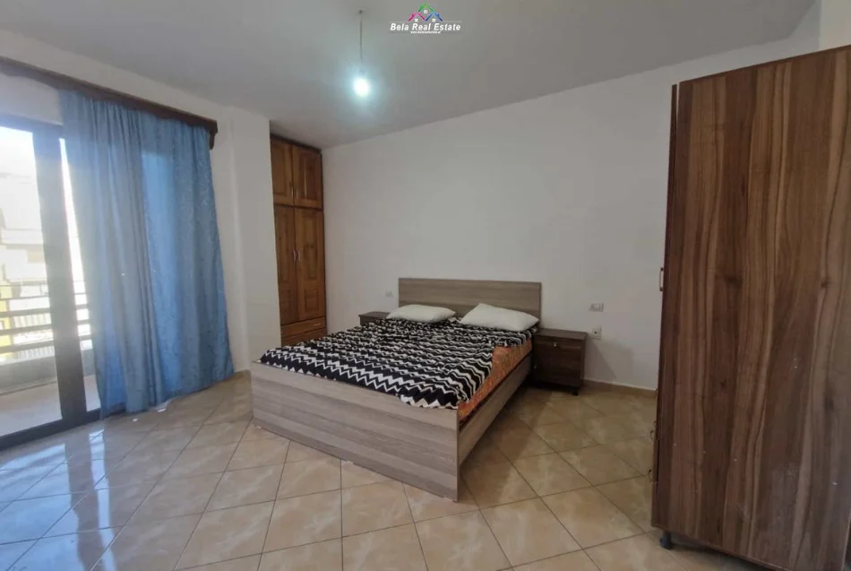 Tirane, jepet me qera apartament 2+1+Ballkon Kati 6, 80 m² 450 € (prane KMY)