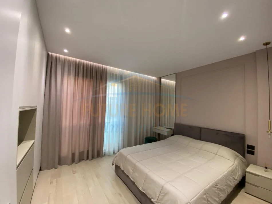 Tirane, jepet me qera apartament 1+1+Aneks+Ballkon Kati 2, 64 m² 840 € (TEG)