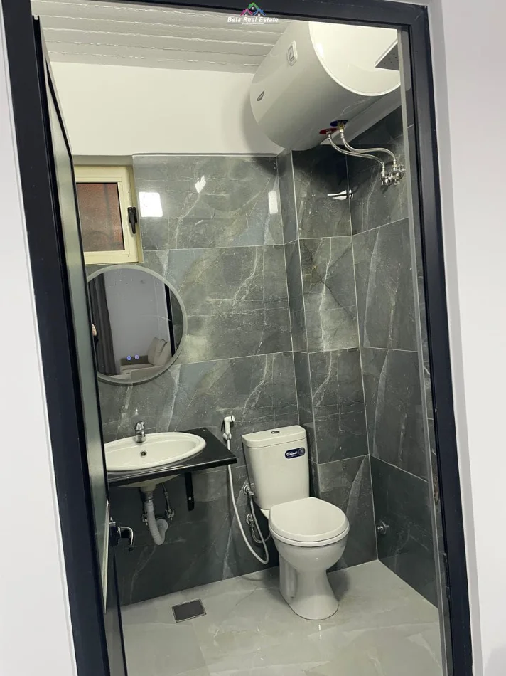 Tirane, jepet me qera Vile 1+1+Ballkon Kati 1, 57 m² 420 € (prane Syri Tv)