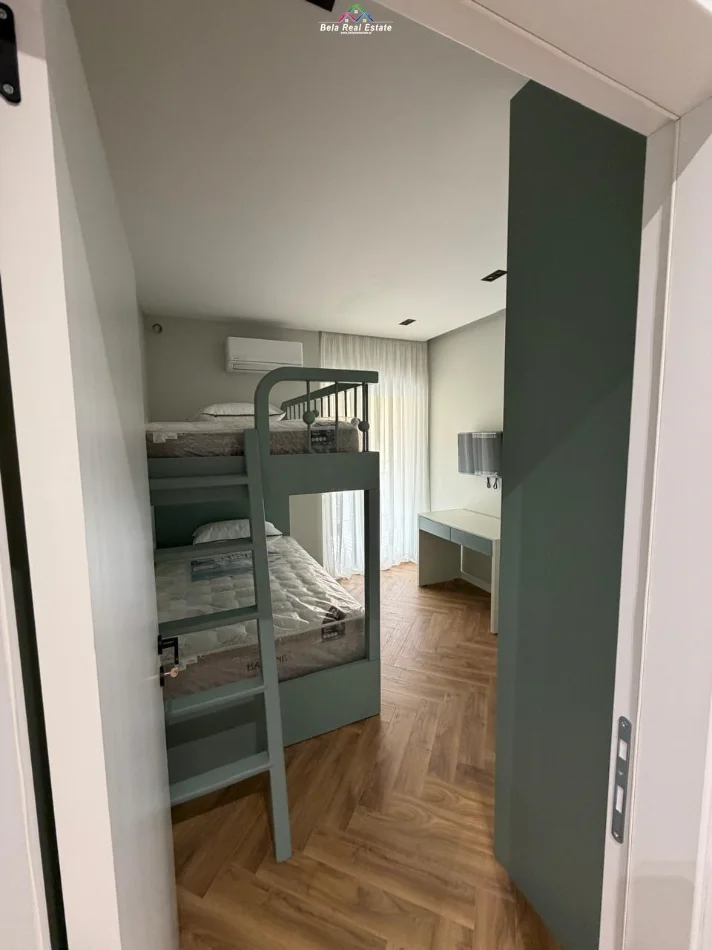 Tirane, shitet apartament 2+1+Ballkon Kati 3, 106 m² 201.000 € (Relux Residence)