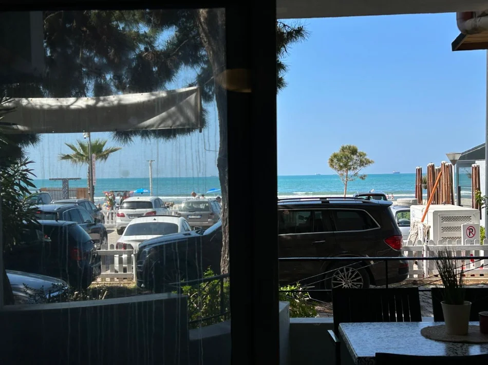 Durres, jepet me qera apartament 1+1+Ballkon , 62 m² 450 € (Rruga Ankona, Nd.44, Plazh - Skembi i Kavajes)