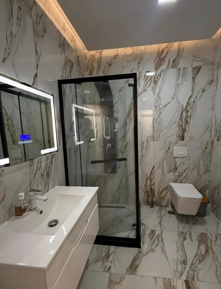 Tirane, jepet me qera apartament 2+1 , 110 m² 620 € 