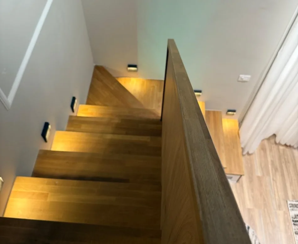 Tirane, jepet me qera apartament 1+1 Kati 1, 70 m² 650 € (Rruga Bedri Karapici)