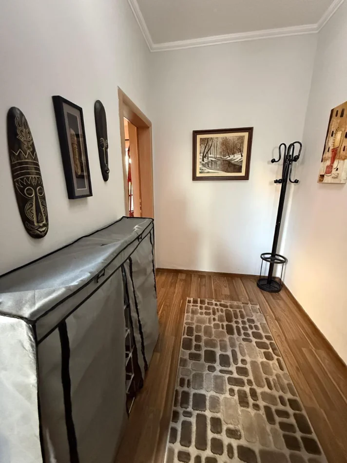 Tirane, jepet me qera apartament 2+1+Ballkon , 75 m² 650 € (Don Bosko (fillimi i rrugës))