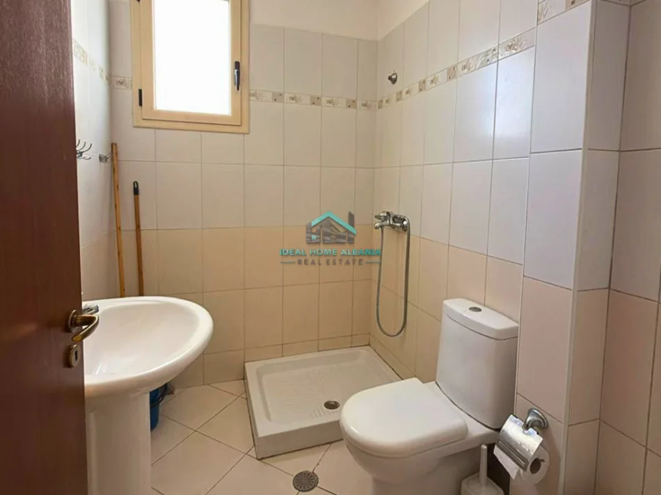 Vlore, shitet apartament 1+1+Ballkon Kati 3, 84 m² 147.000 € (Lungomare, vlore)