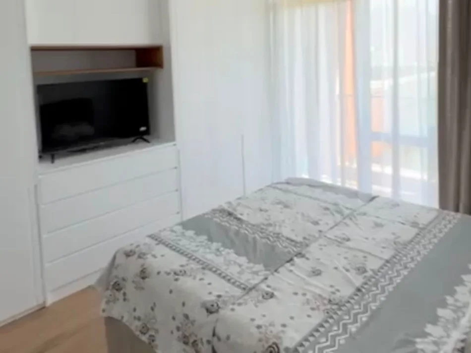 Tirane, jepet me qera apartament 1+1+Ballkon , 90 m² 700 € 