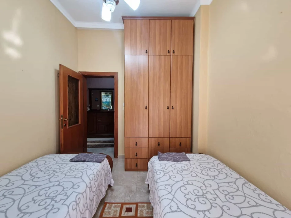 Tirane, jepet me qera apartament 2+1 Kati 2, 65 m² 680 € (Bulevardi Bajram Curri)