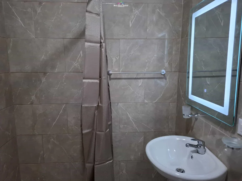 Tirane, jepet me qera apartament 2+1 Kati 5, 96 m² 520 € (5 maji)
