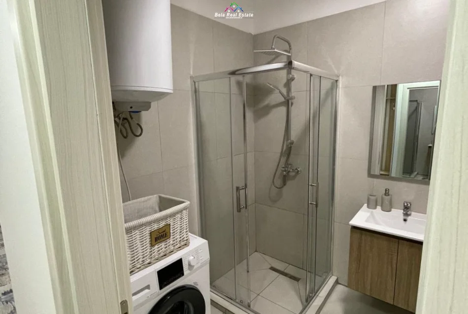 Tirane, jepet me qera apartament 1+1+Ballkon Kati 6, 72 m² 600 € (Kompleksi E-88)