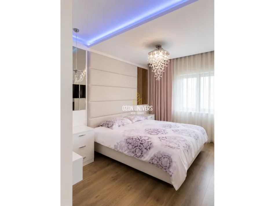Tirane, shitet apartament 2+1+Ballkon Kati 3, 120 m² 360.000 € (Liqeni i Thatë)