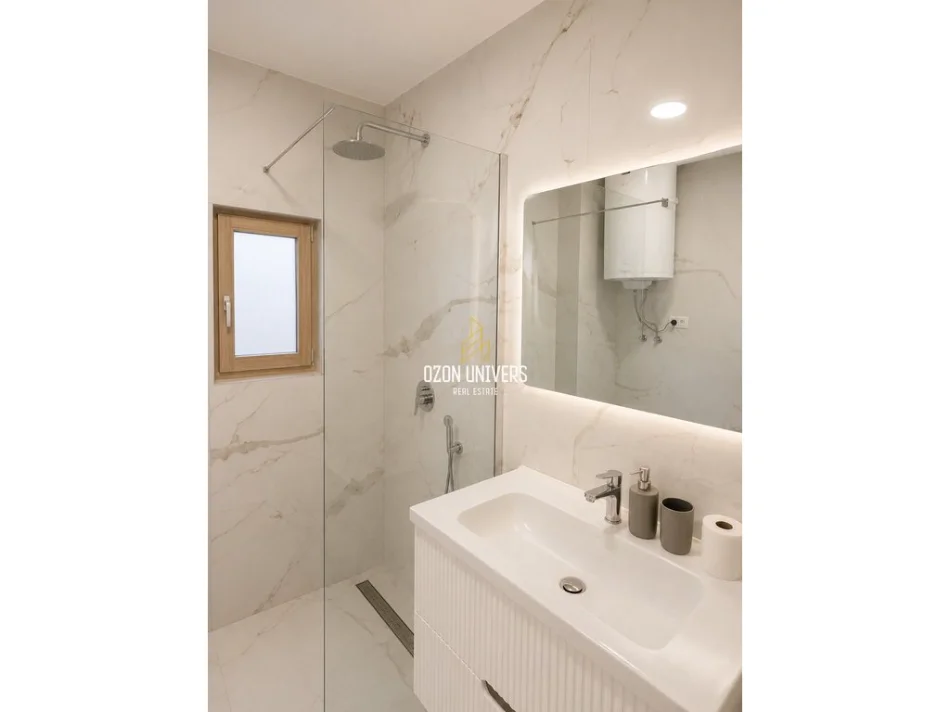 Tirane, shitet apartament 1+1+Ballkon , 60 m² 155.000 € (Komuna e Parisit)