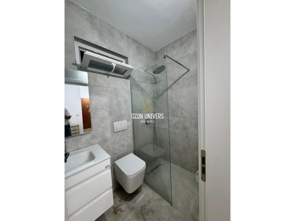 Tirane, shitet apartament 2+1 Kati 2, 72 m² 140.000 € (5 Maji)