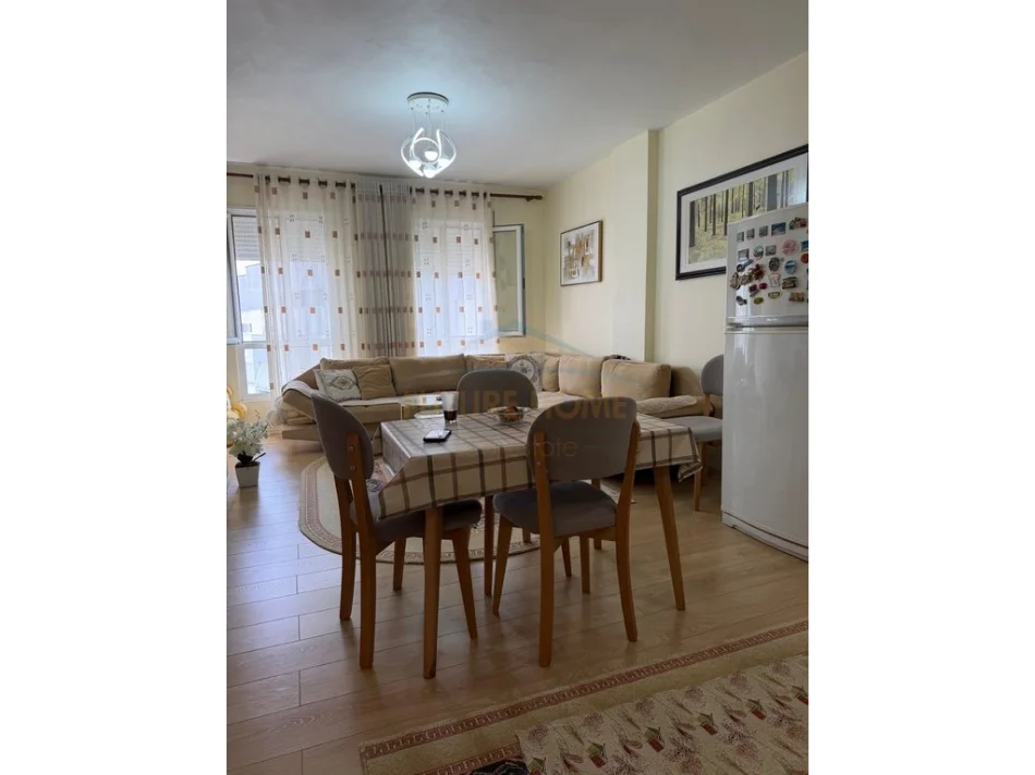 Tirane, shitet apartament 1+1 Kati 3, 70 m² 154.000 € (Kopshti Zoologjik)