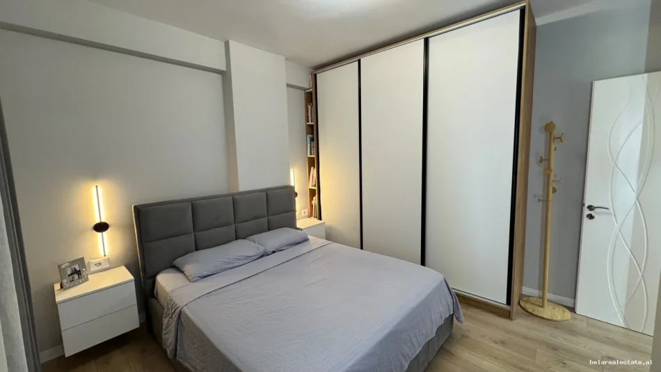 Tirane, shes apartament 2+1 Kati 6, 81 m² 114.800 € (Bulevardi Donald Trump)