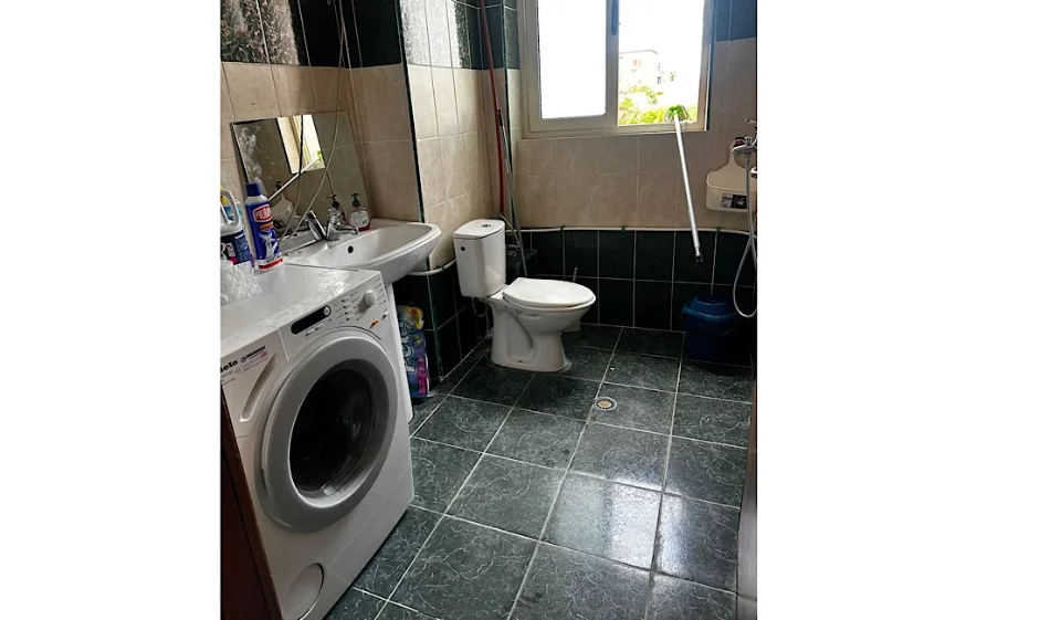 Tirane, jepet me qera apartament 2+1 Kati 3, 78 m² 500 € 