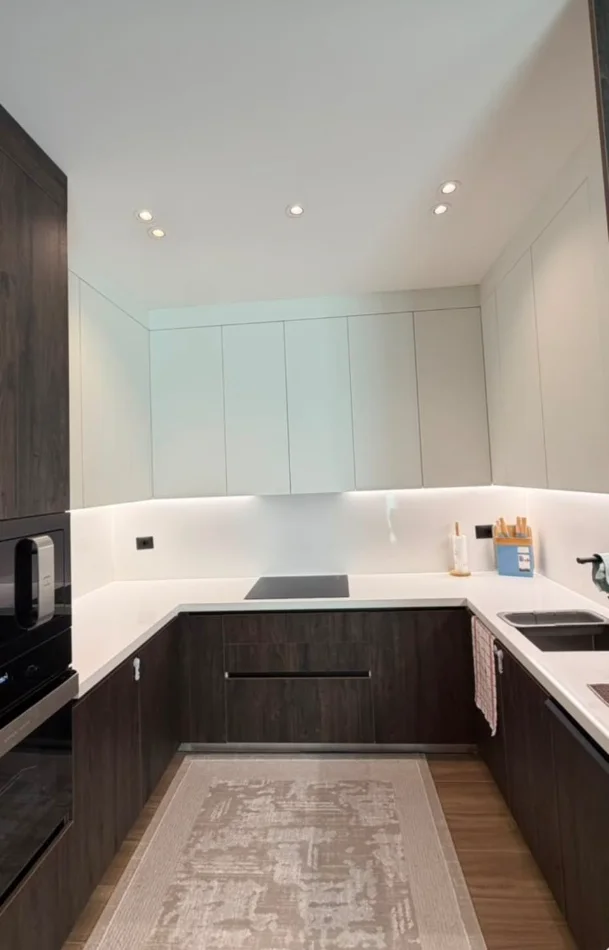 Tirane, shitet apartament 2+1 , 120 m² 420.000 € 