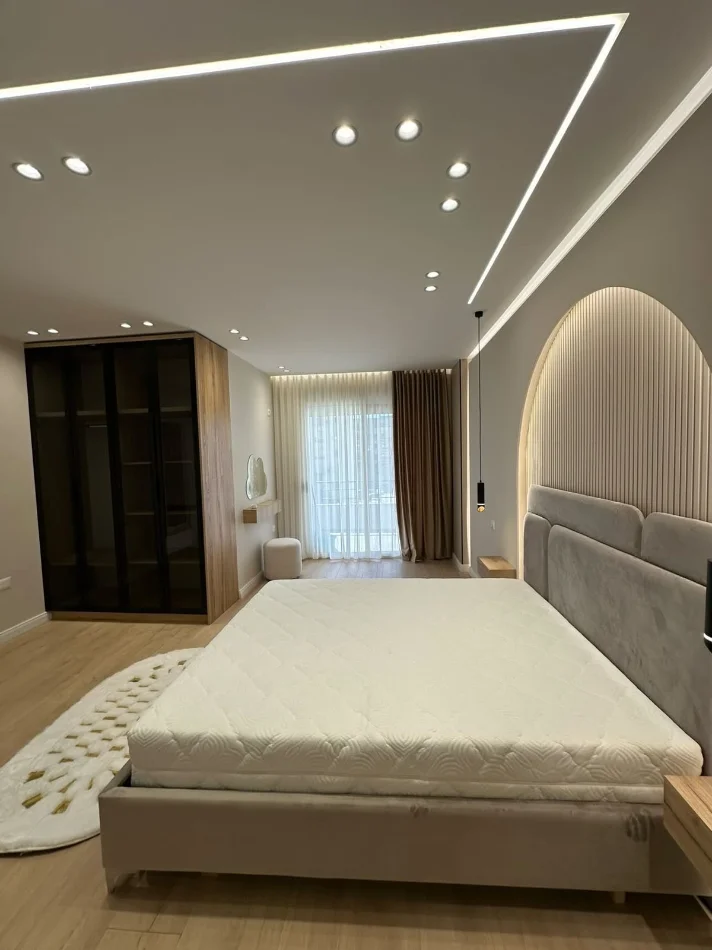Tirane, shitet apartament 2+1 Kati 3, 109 m² 165.000 € (Astir)