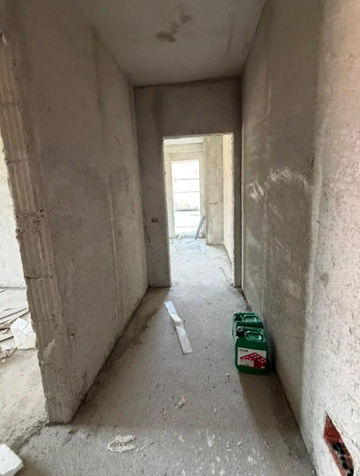 Tirane, shitet apartament 2+1 , 102 m² 97.500 € 