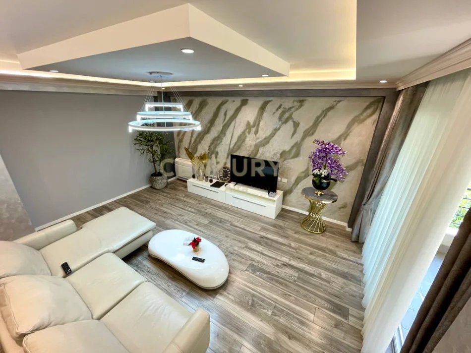 Tirane, jepet me qera apartament 1+1+Ballkon Kati 1, 80 m² 900 € (teg)