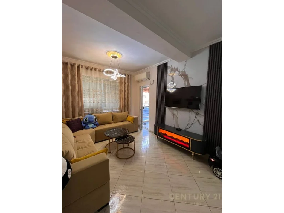 Tirane, shes apartament 2+1 Kati 5, 100 m² 177.000 € (Bar Astir)
