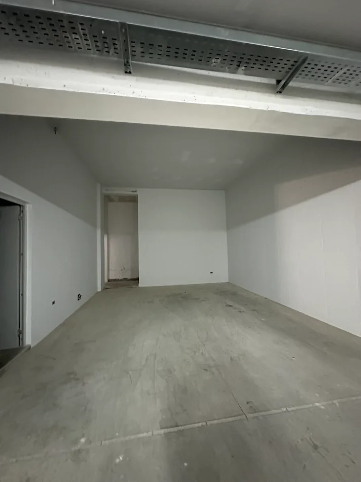Tirane, shitet apartament Vile 3 Katshe , 334 m² (Pranë TEG)