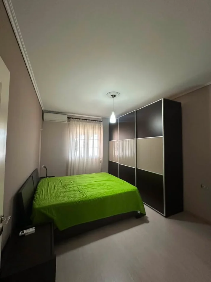 Tirane, shitet apartament 2+1+Ballkon Kati 8, 118 m² 190.000 € (Ali Demi)