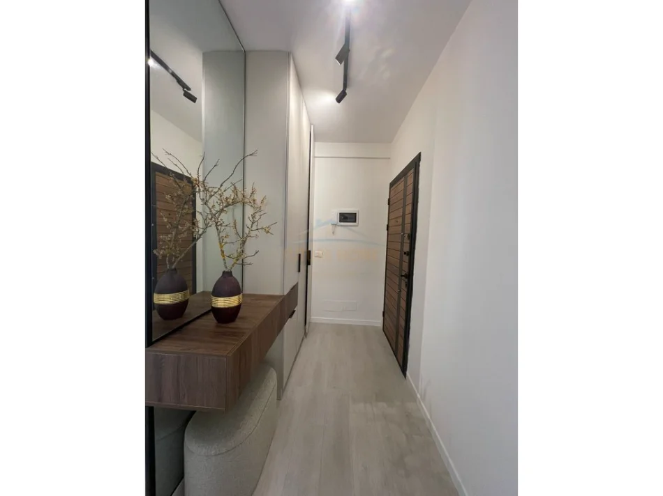 Tirane, jepet me qera apartament 2+1 Kati 5, 87 m² 800 € (Kodra e Diellit)