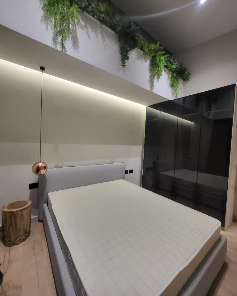 Tirane, jepet me qera apartament duplex 3+1 , 180 m² 1.800 € (PRANË KODRËS SË DIELLIT)