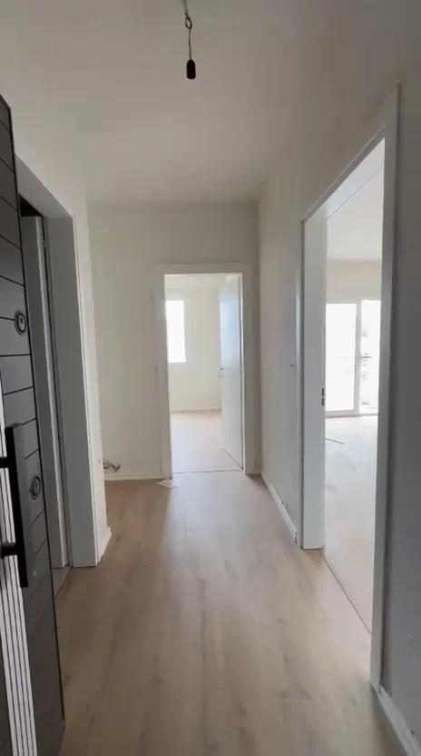 Tirane, shitet apartament 2+1 , 87 m² 140.000 € 